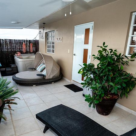Luxury Retreat With Private Jacuzzi And Mountain Views Free Parking Lägenhet Ponce Exteriör bild